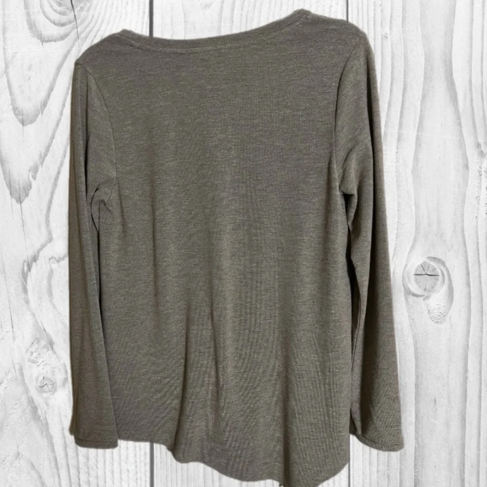 Soft‎ Surroundings Women's V-Neck Long Sleeve Top size small capsule minimalist